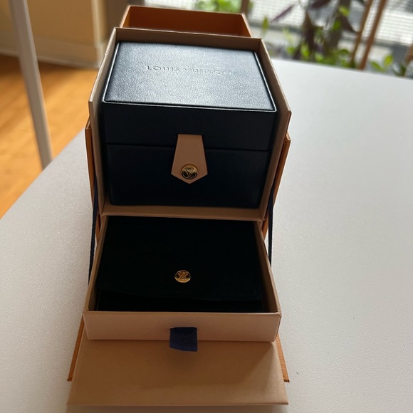 New Louis Vuitton fine jewelry case, all leather box, all leather travel pouch - Picture 2 of 9